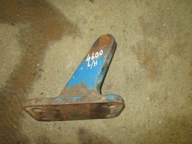 Ford 4000,4600 LH Hydraulic Arm Stabiliser Bracket in Good Condition