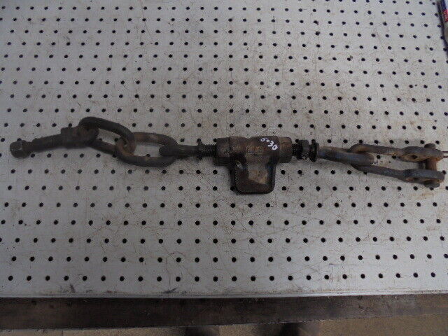 for, Ford 5030 Hydraulic Arm Stabaliser Chain Assembly in Good Condition