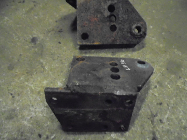 For DAVID BROWN 950 Hydraulic Arms Retaining Brackets