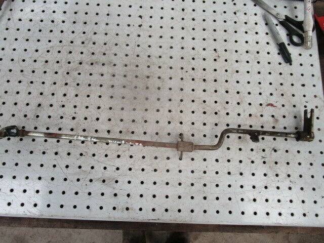 for, David Brown 1494 Hydraulic Dump Valve Control Rod in Good Condition