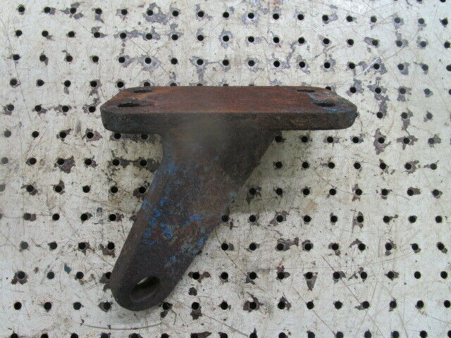 for, Ford 4600, 4000 LH Hydraulic Arm Stabiliser Bracket in Good Condition