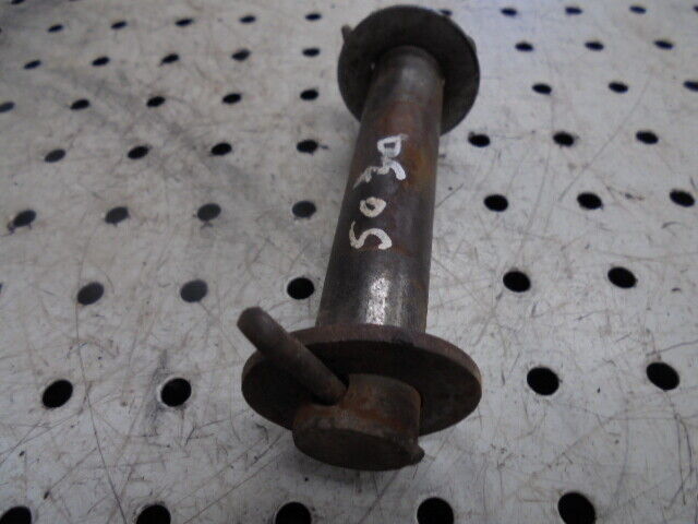 for, Ford 5030 Top Link Bracket Top Mounting Pin in Good Condition