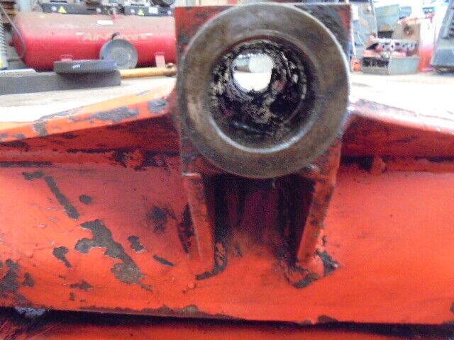 for, David Brown 1490 2wd Front Axle Beam - Good Condition