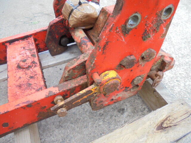 for, David Brown 1490 Drawbar Cradle with PUH Latch in Good Condition