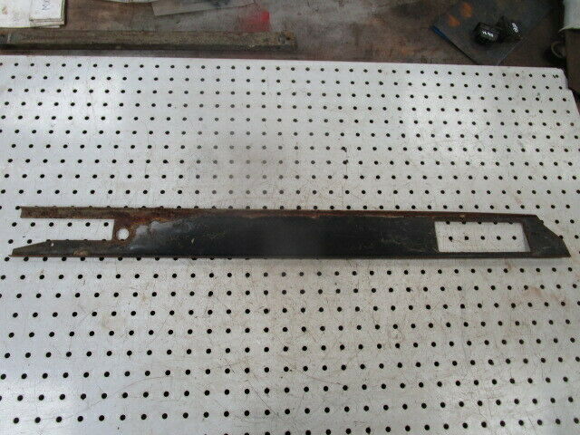 for, David Brown 1290, 1390 RH Inner Door Cover Plate - Good condition 