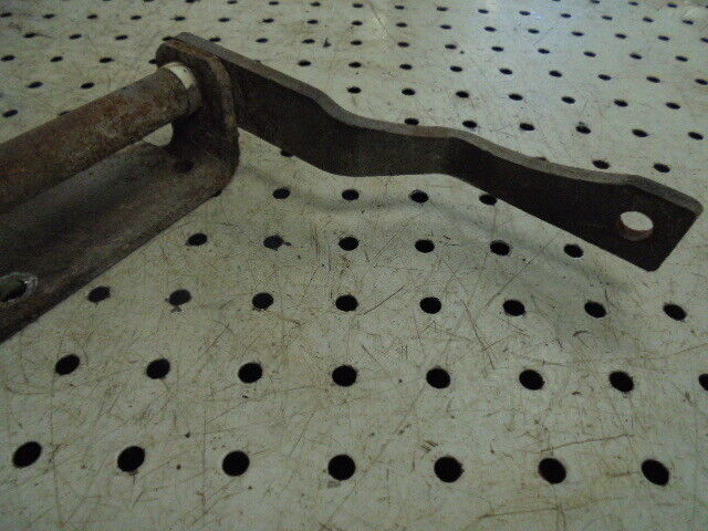 for, Ford 5030 PTO Engaging Lever Assembly in Good Condition