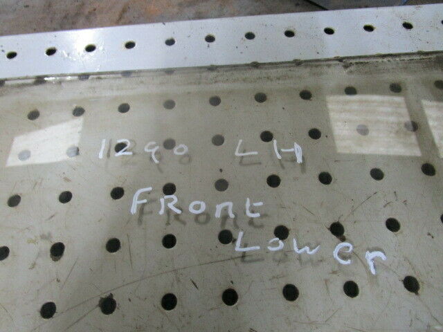 for, David Brown 1290, 1390, 1490, 1494 LH Front Lower Glass - Good condition 