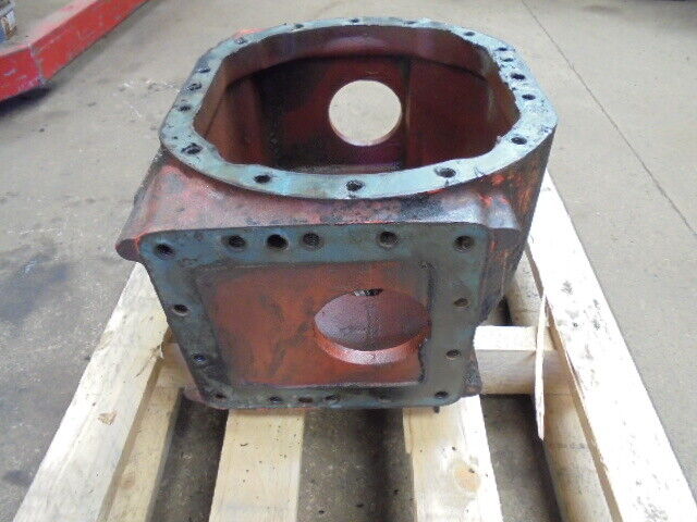 for, David Brown 1490 4wd Front Axle Centre Diff Housing in Good Condition