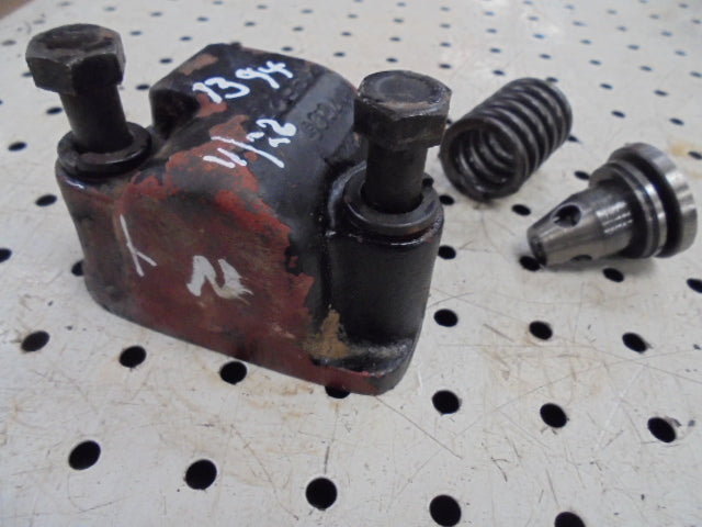 David Brown 1394 Hydraulic Pressure Relief Valve (Tandem Pump)