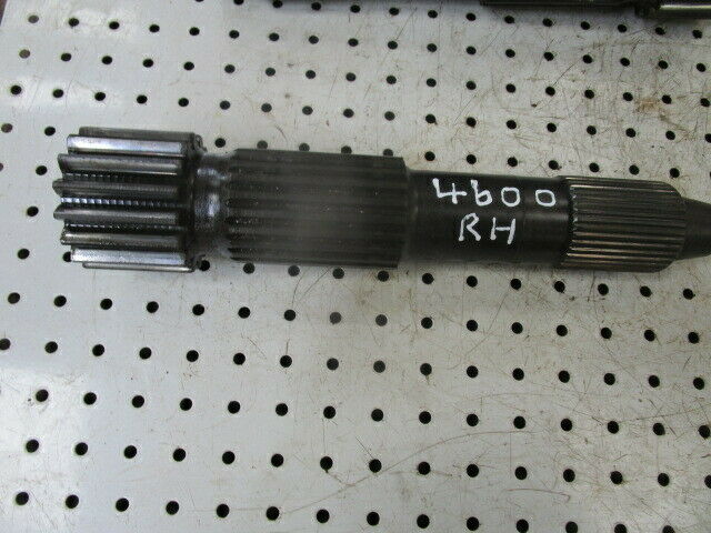 for, Ford 4600 RH Brake Bull Shaft in Good Condition