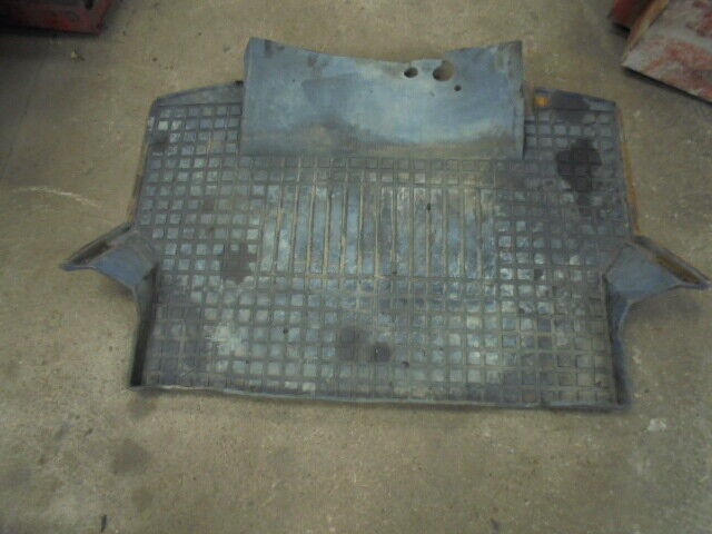for, David Brown 1490 Cab Floor Mat - Good Condition
