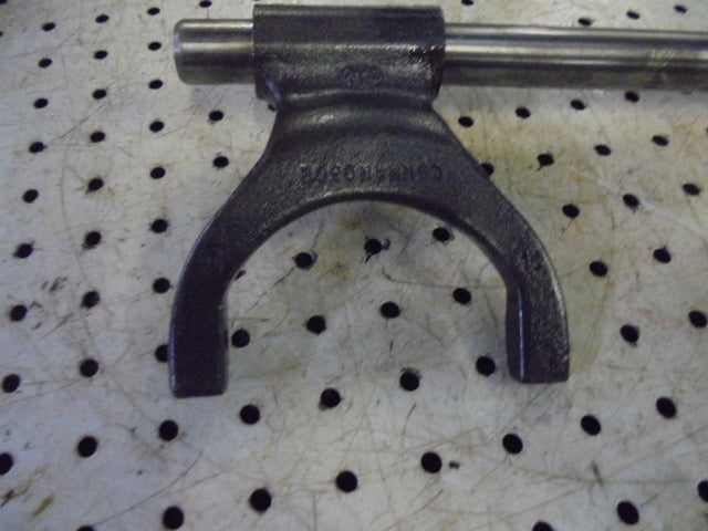 Ford 4100, 4000 Diff Lock Engaging Fork And Selector Shaft