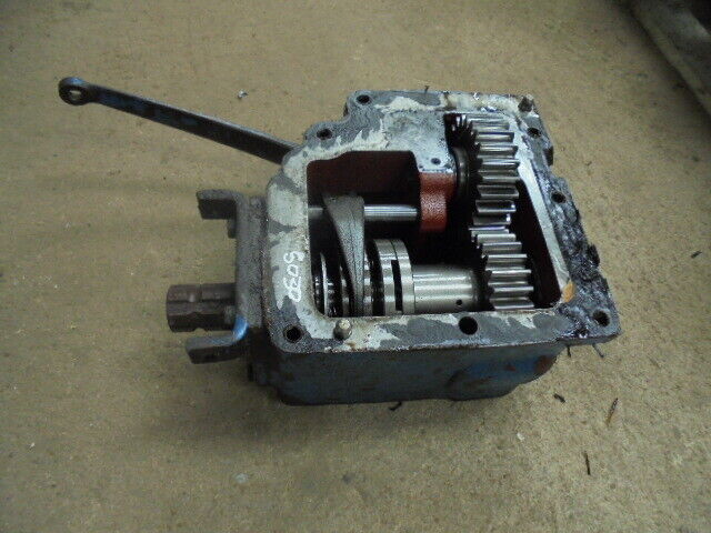 for, Ford 5030 4wd Transmission Drop Box Assembly in Good Condition