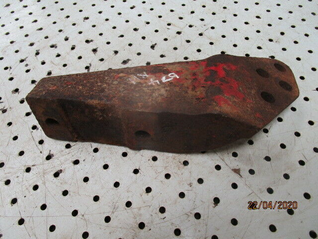 CASE IH 674, 684, 584 RH Hydraulic Arm Stabiliser Bracket in Good Condition