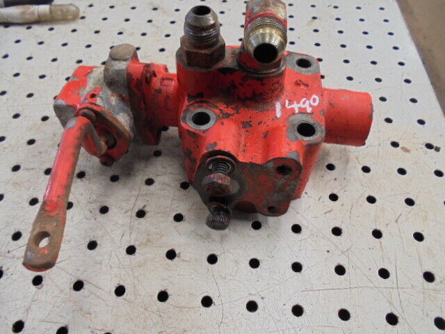 for, David Brown 1490 Hydraulic Isolator Valve - Good Condition