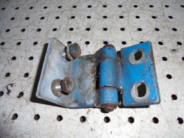 for, Ford 4600-7610 Q Cab RH Top Door Hinge in Good Condition