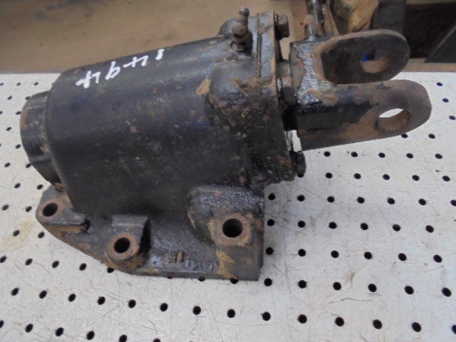 David Brown 1494 Top Link Bracket