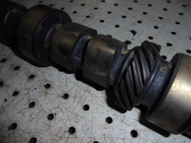 for, Ford 4610,4600 Engine Camshaft in Good Condition