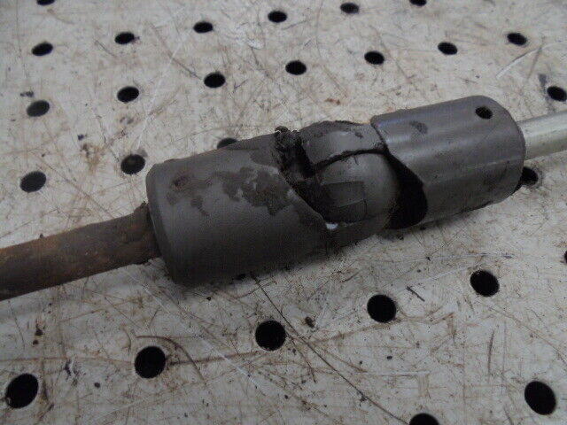 for, David Brown 1490 Hydraulic TCU Selector Rod in Good Condition