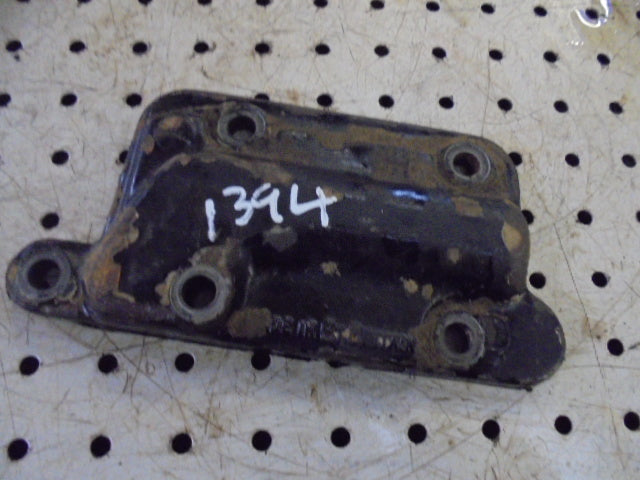 David Brown 1394 1494 Auxiliary Spool Valve Top Cover Plate