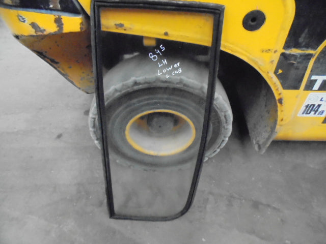 For CASE IHC 895 L CAB LH LOWER FRONT GLASS & RUBBER SEAL