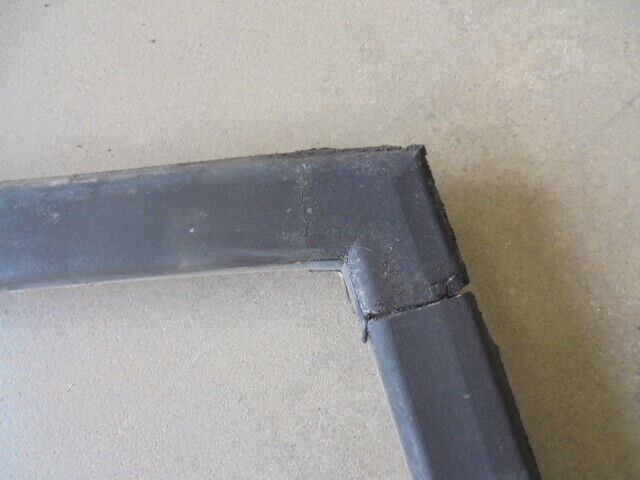 for, David Brown 1394 Front Windscreen Rubber Sealer in Good Condition