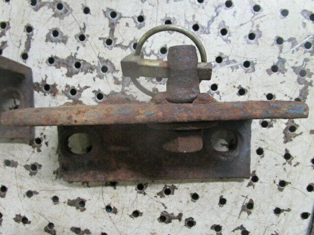 for, Ford 3000 Hydraulic Arm Stabiliser Brackets (on rear axle)