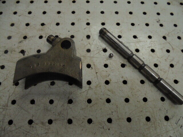 for, David Brown 1490 PTO Selector Shaft & Fork in Good Condition