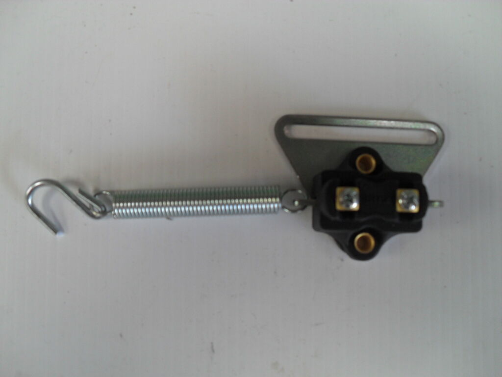 Massey Ferguson Brake Light Switch 200 & 500 Series