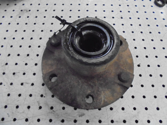 Ford New Holland 4830 Front Wheel Hub And Bearings