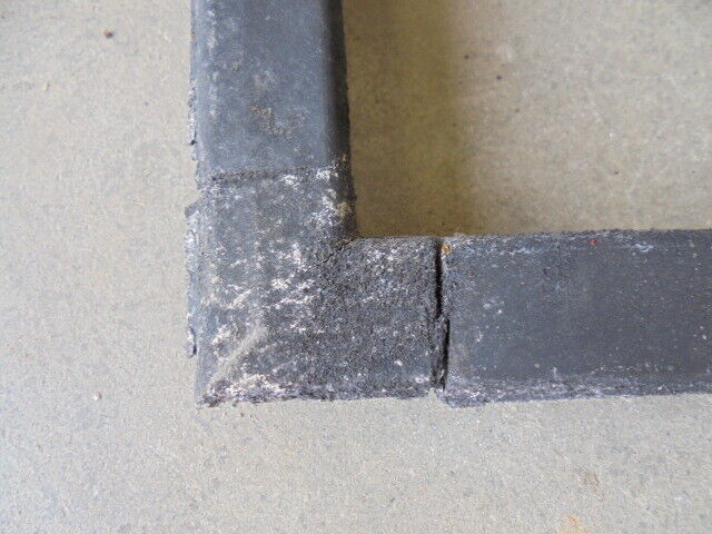 for, David Brown 1394 Front Windscreen Rubber Sealer in Good Condition
