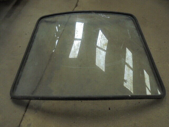 for, Ford 4600 - 7610 Q Cab Windscreen & Rubber Seal - Good Condition