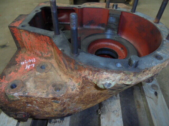 for, David Brown 1490 LH Rear Axle Brake Housing (inner) in Good Condition