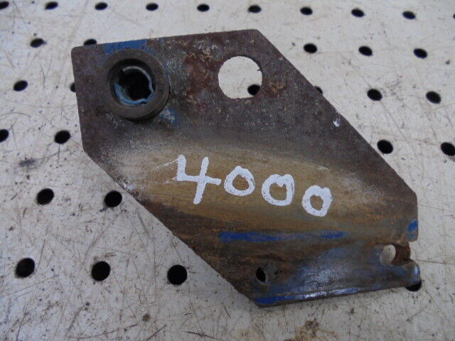 for, Ford 4000 Dash Fuse Holder Bracket in Good Condition
