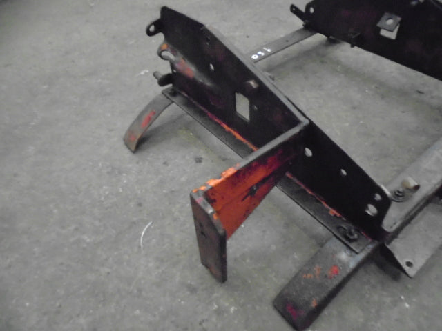 For DAVID BROWN 950 DIESEL TANK MOUNTING CRADLE