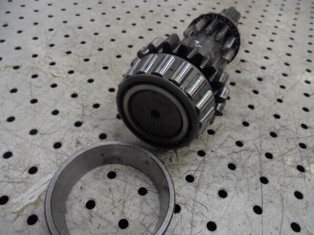 for, David Brown 1390 PTO Drive Gear Shaft - Good Condition