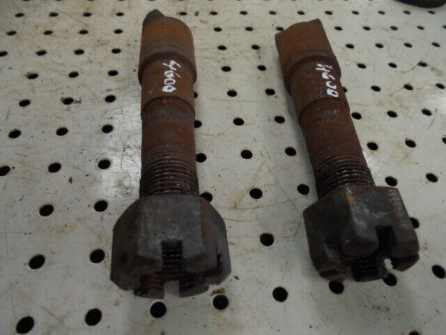 for, Ford 4600 Hydraulic Arm Retaining Pins & Nuts PAIR in Good Condition