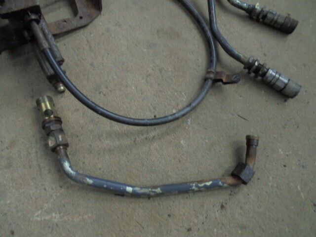 for, New Holland 4835 Auxilliary Double Acting Spool Valves & Pipes