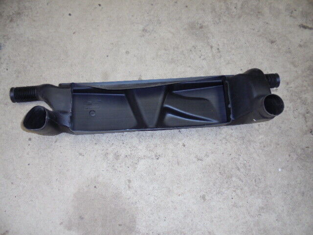 for, CASE IH 885 XL Cab Roof Heater Vent Plastic Housing in Good Condition