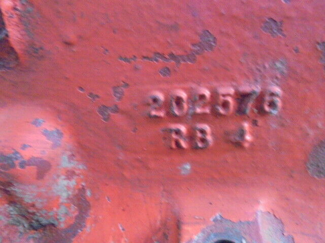 for, David Brown 1490 Top Link Bracket Assembly - Good Condition