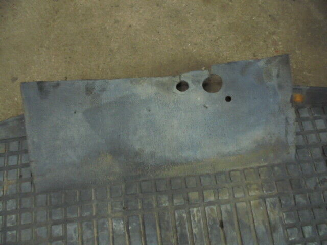 for, David Brown 1490 Cab Floor Mat - Good Condition