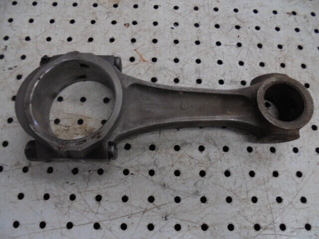 for, FORD 4610 Engine Con Rod - Good Condition