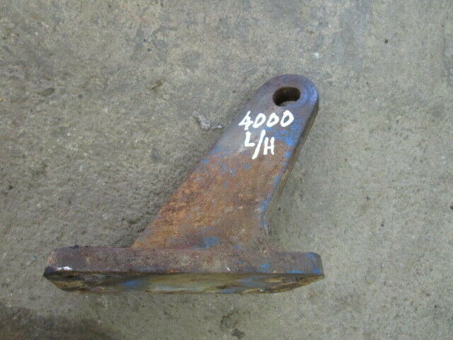 Ford 4000,4600 LH Hydraulic Arm Stabiliser Bracket in Good Condition
