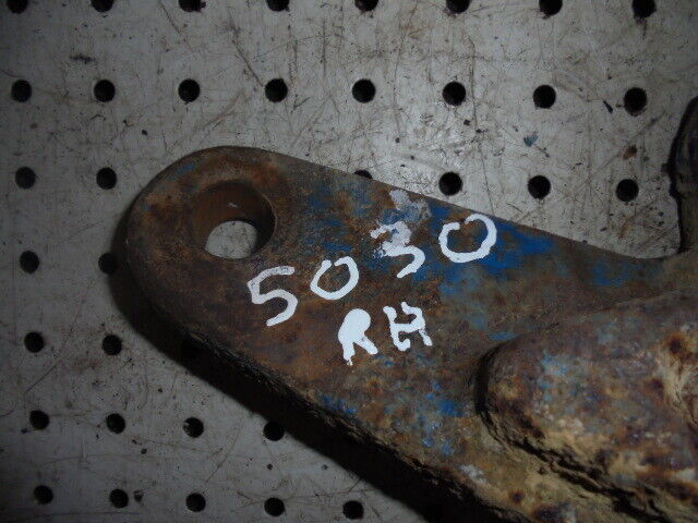 for, Ford 5030 RH Hydraulic Arm Stabaliser Bracket in Good Condition