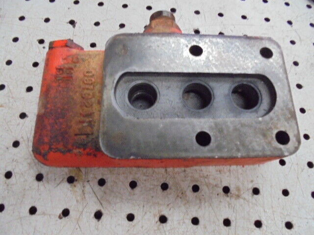 for, David Brown 1490,1390 Auxilliary Hydraulic Spool Valve Mounting Base