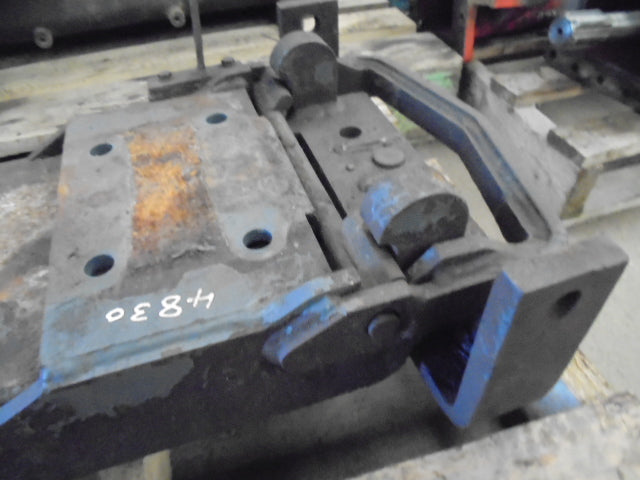 For FORD 4830 5030 Pick Up Hitch Cradle Assembly