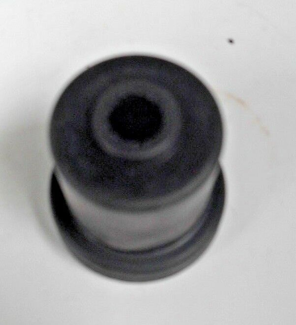 Massey Ferguson AMMETER GROMMET 135 165 188