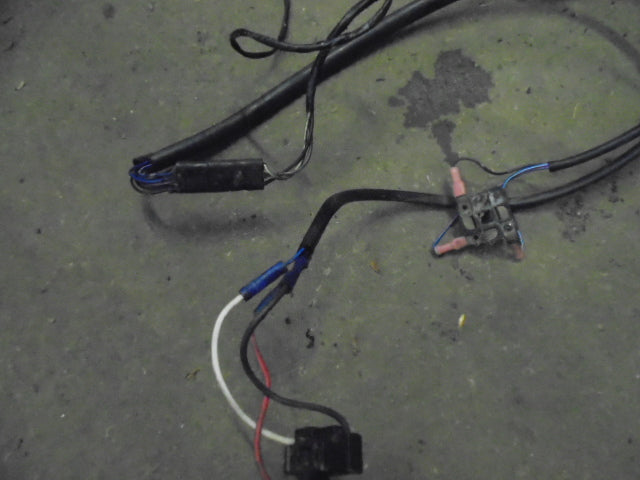 Ford New Holland 4830, 5030 Dash And Engine Wiring Loom With Fuse Box