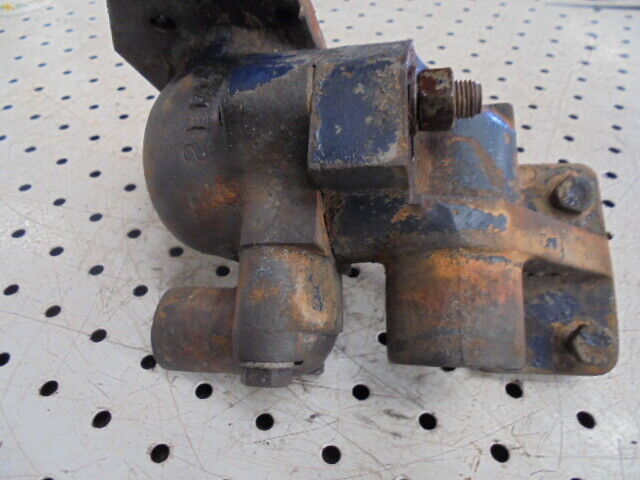 for, Leyland 245 Engine Thermostat Housing ( Perkins AD3-152) - Good Condition