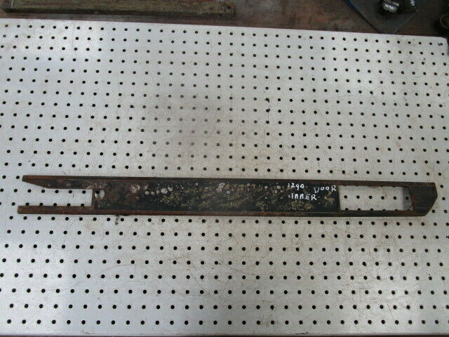 for, David Brown 1290, 1390 RH Inner Door Cover Plate - Good condition 